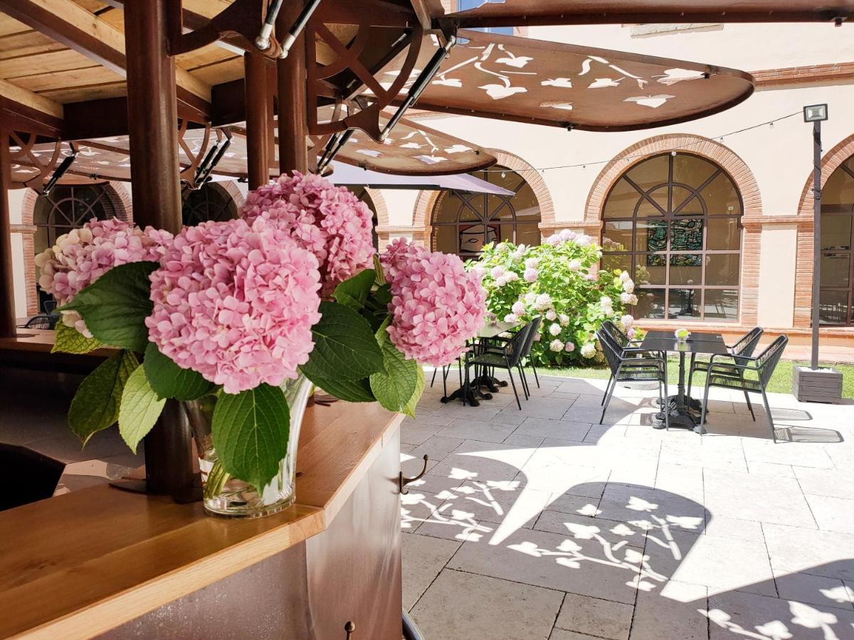 Abbaye Des Capucins Spa & Resort 蒙托邦 外观 照片