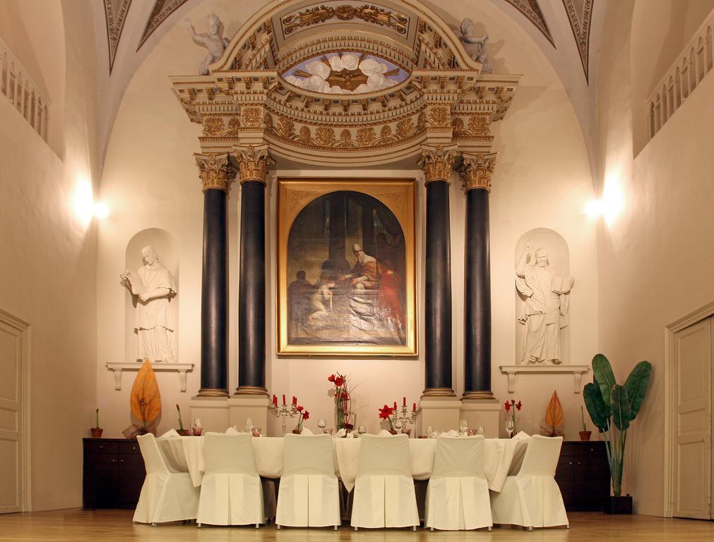 Abbaye Des Capucins Spa & Resort 蒙托邦 外观 照片